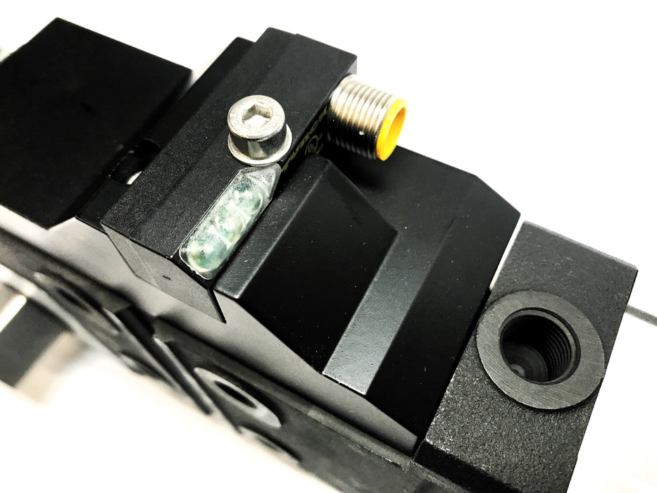SMC Pneumatic Power Clamp Cylinder CKZ2N63-60DT NOS