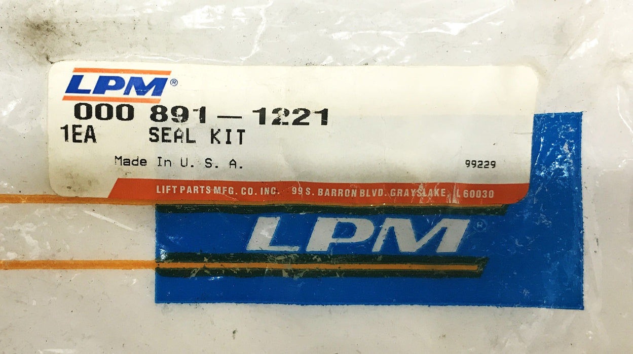 LPM Tilt Cylinder Seal Kit 000-891-1221 NOS