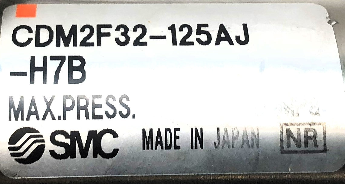 SMC Round Body Pneumatic Cylinder W/ Nylon Boot CDM2F32-125AJ USED