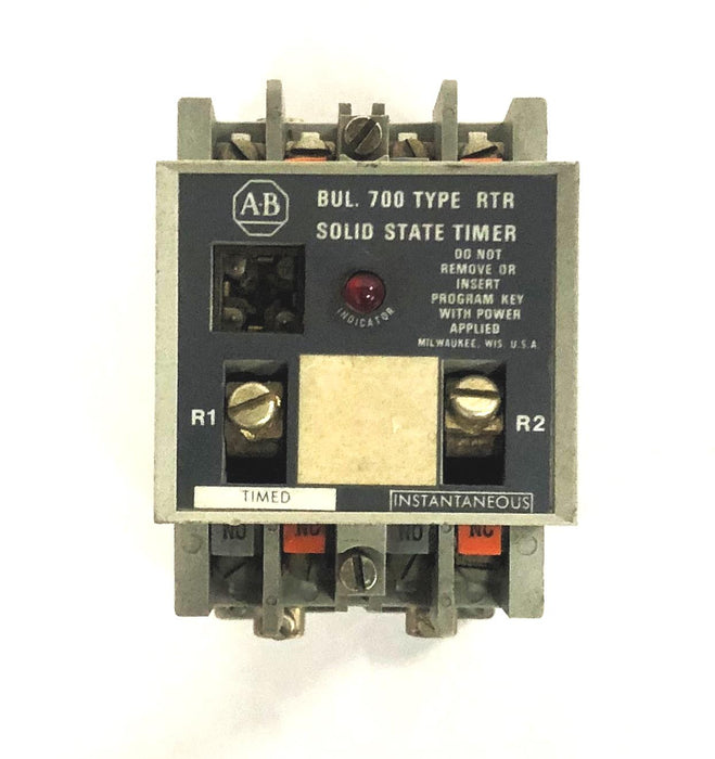 Allen-Bradley BUL. 700 Type RTR Solid State Timer Relay 700-RTR11N110A1 B NOS