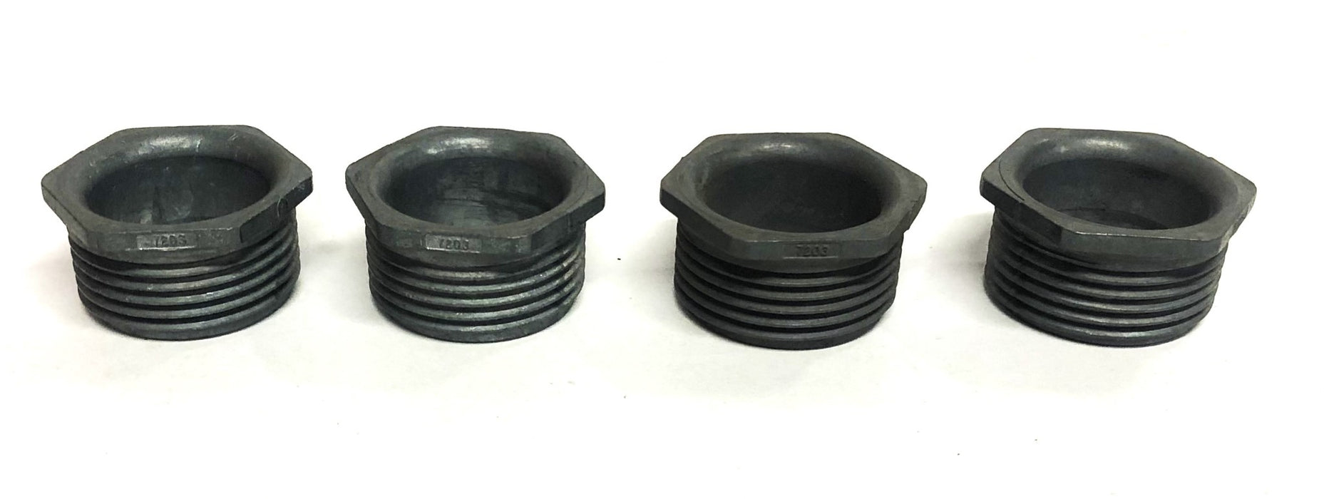 Appleton 1 Inch Chase Nipple 7203 (CN-100) [Lot of 4] NOS