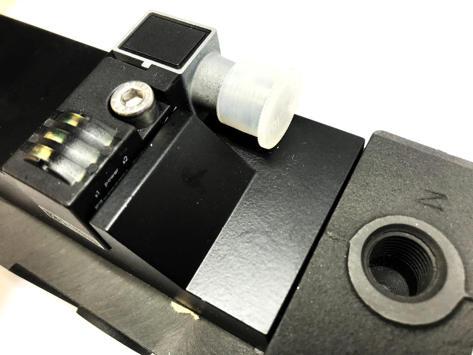 SMC Pneumatic Power Clamp Cylinder CKZ2N80-135DP NOS