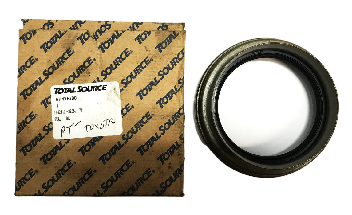 Total Source Forklift Toyota Oil Seal TY42415-32650-71 NOS