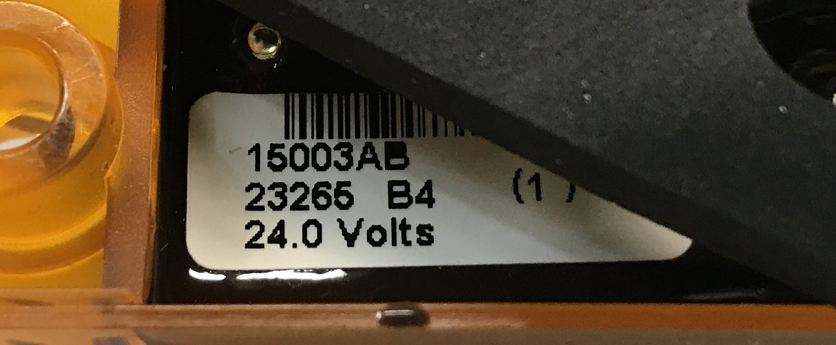 Dialight 24 Volt Amber Marker 15003AB NOS