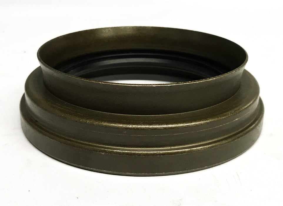 Total Source Forklift Toyota Oil Seal TY42415-32650-71 NOS