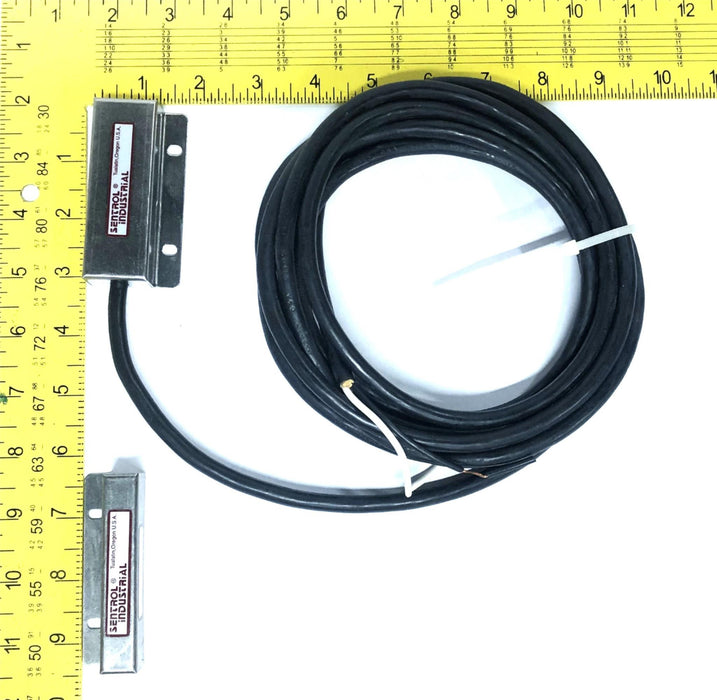 Sentrol Industrial Magnetic Interlock Switch 301-CT-12K NOS