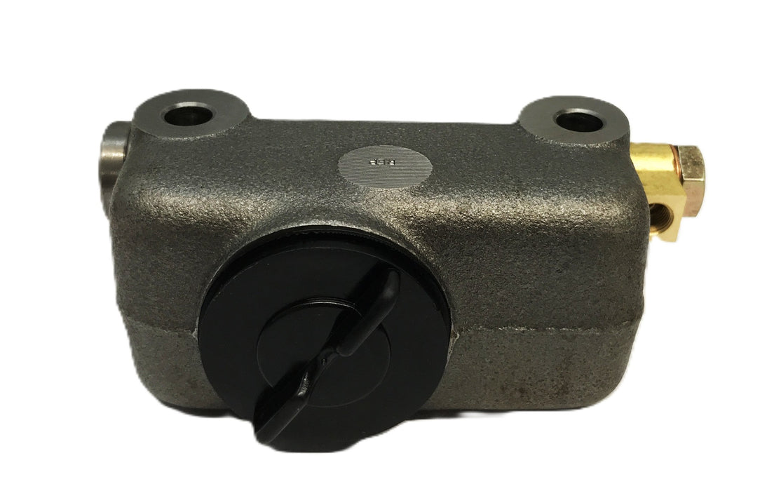 Total Source Forklift Master Brake Cylinder LP605-1534 NOS