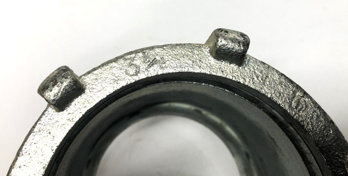 Steel City Connector 3-1/2 Inch USED