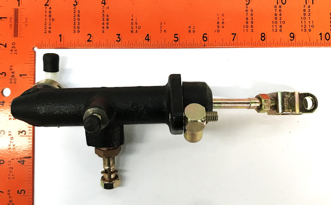 Total Source Forklift Master Cylinder LP605-1559 NOS