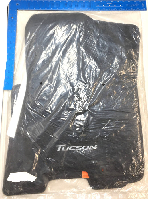 Hyundai 'Tucson' Car Mat Complete Assembly D3F14 AC000 NOS