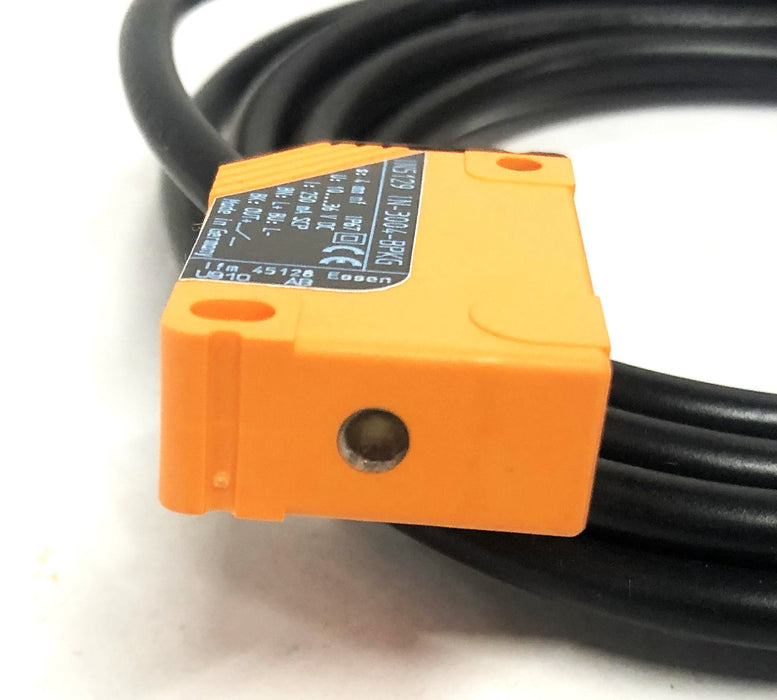 Efector IN5129 Proximity Switch Sensor IN-3004-BPKG NOS