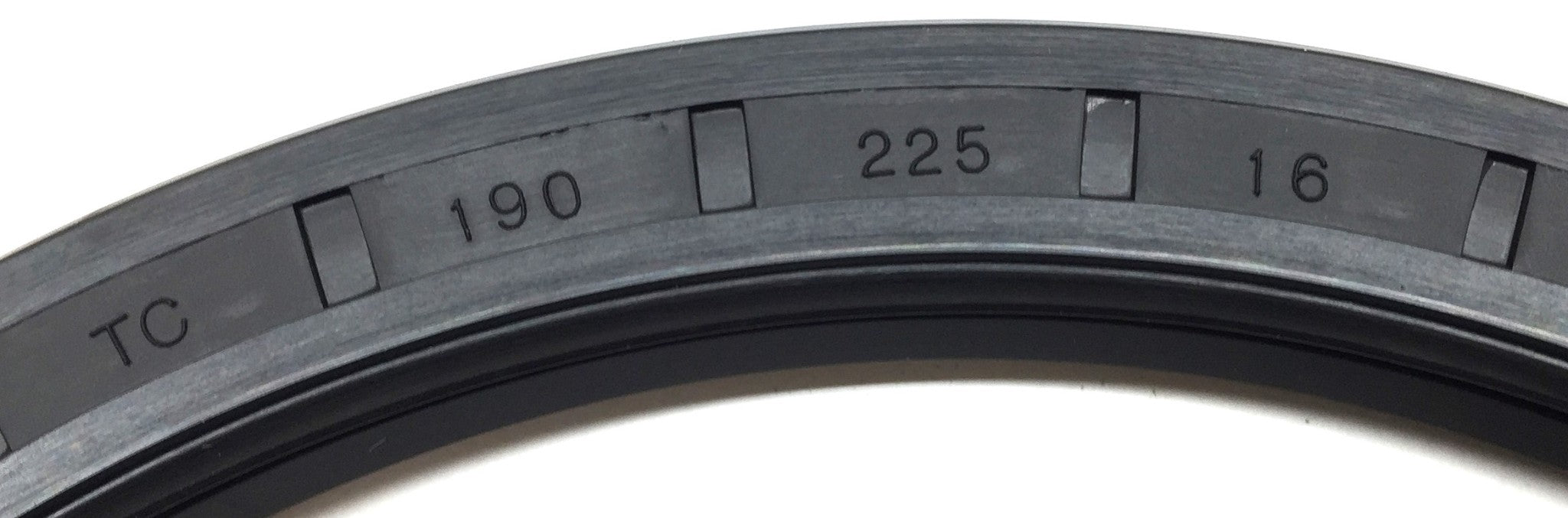 NAK TC Black Rubber Oil Seal 190 x 225 x 16 [Lot of 2] NOS