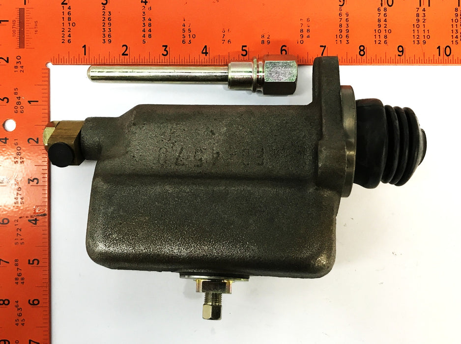 Total Source Forklift Master Cylinder LP605-2125 NOS