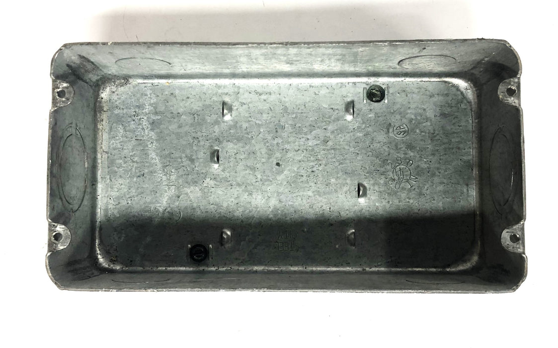 Steel City Rectangle Concrete Box 25.0 C.U. IN USED
