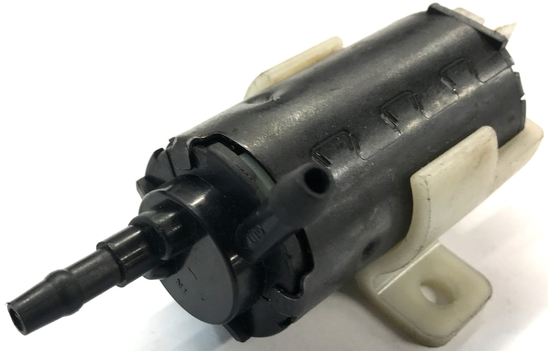 Unbranded Windshield Washer Pump B9-325 257 [Lot Of 2] NOS