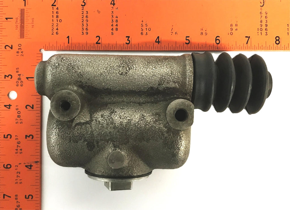 LPM Forklift Master Brake Cylinder 000-605-1174 NOS