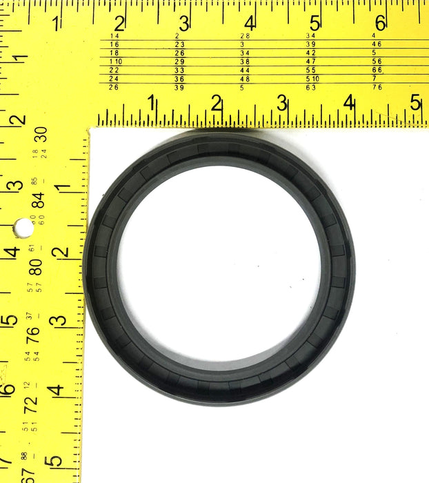 SKF Oil Seal 563117 [Lot of 2] NOS