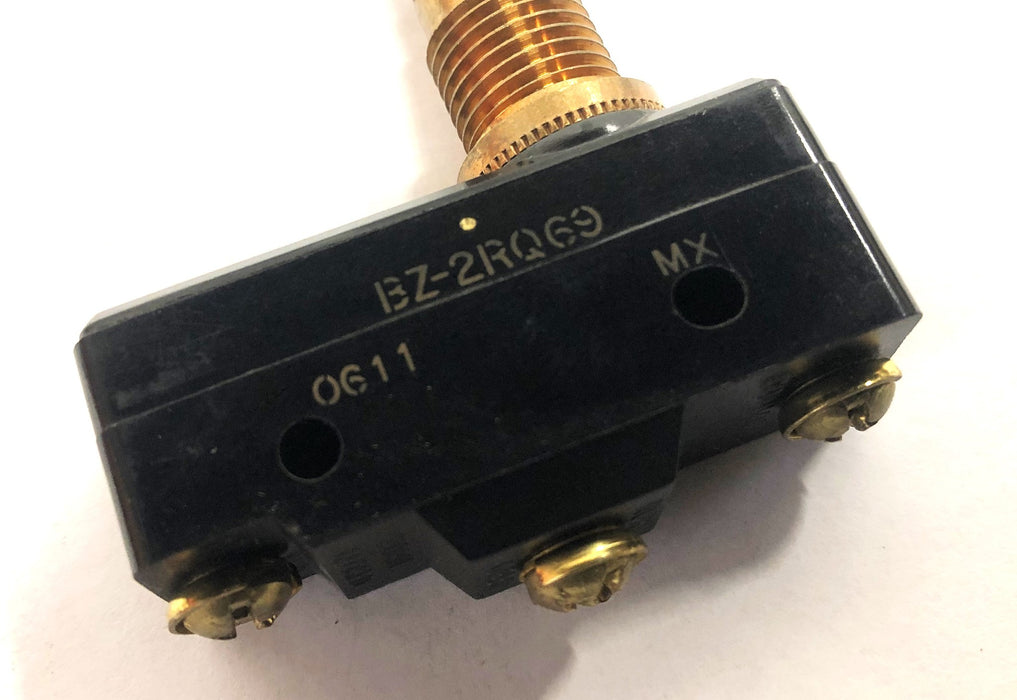 Micro Switch 15A 125/250/480VAC Limit Switch BZ-2RQ69 (0611 MX) NOS