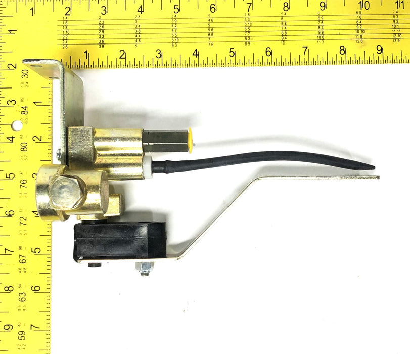 King Of The Road Leveling Control Valve 5549704 NOS