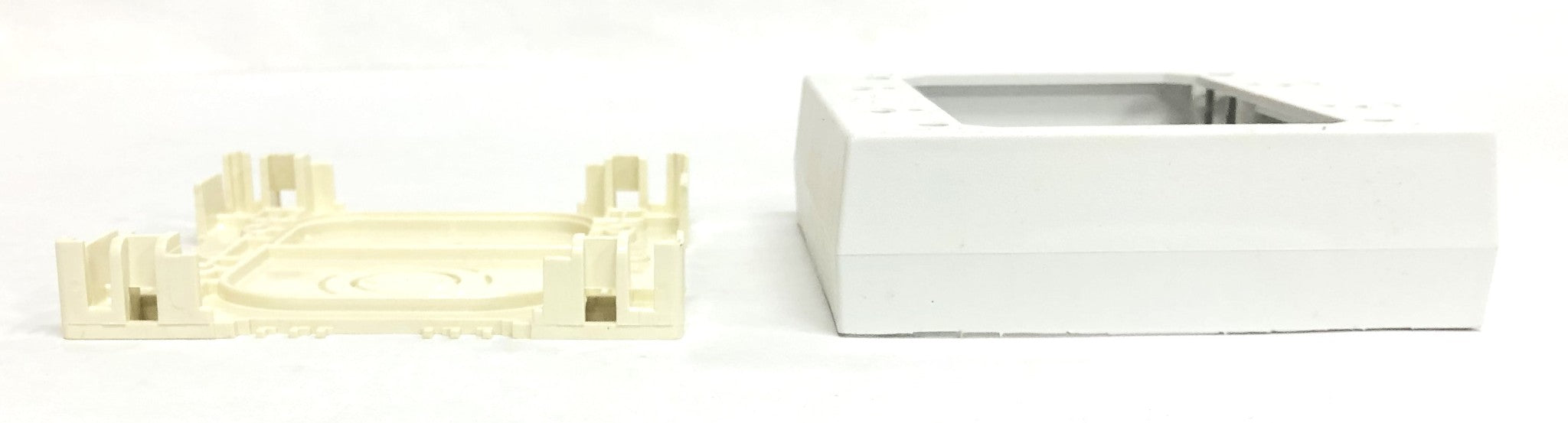 Legrand Wiremold Non-Metallic 2-Gang 2300 Device Box 2347-2-WH [Lot of 4] NOS