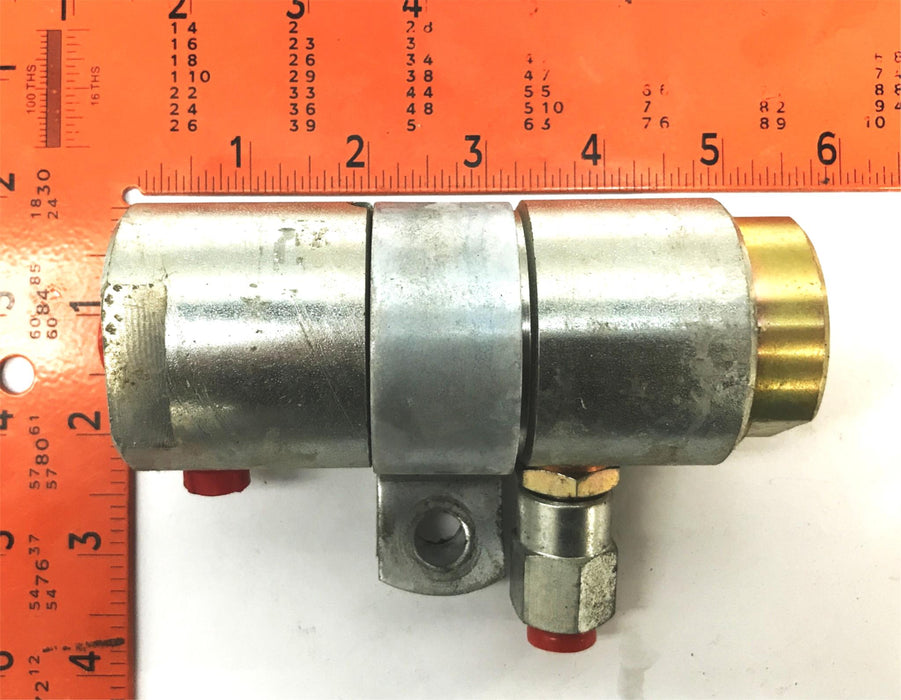 LPM Clark Forklift Sequence Valve 2351790 NOS
