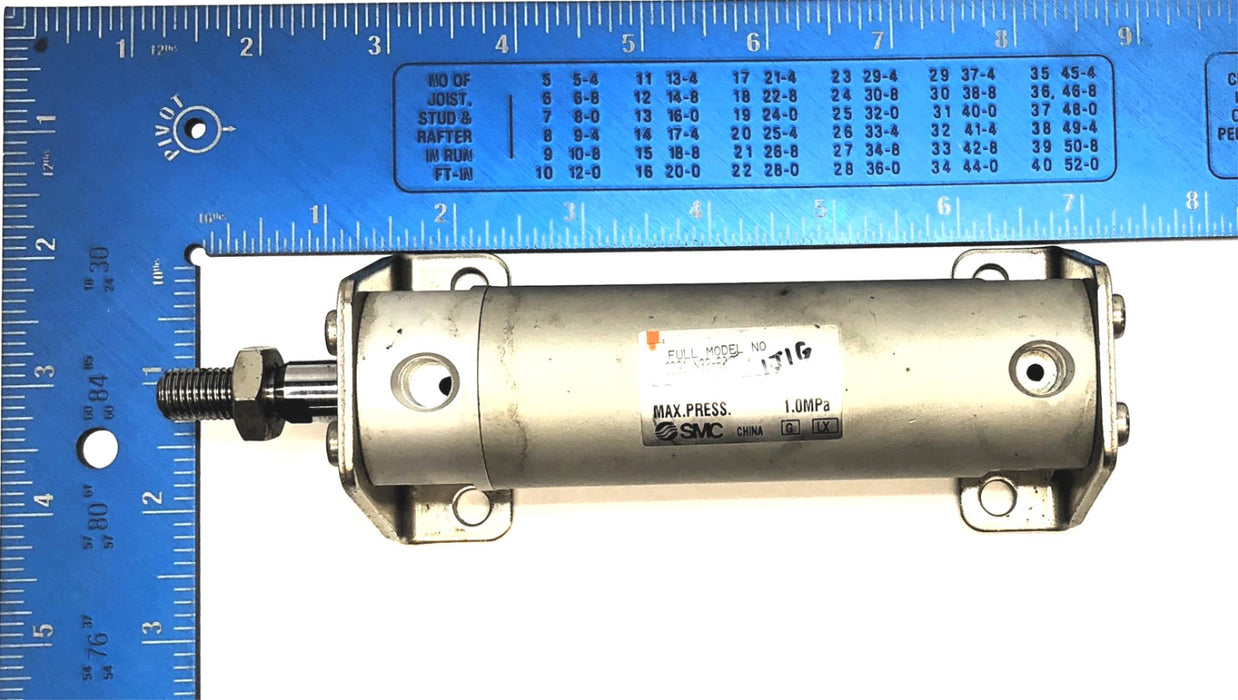 SMC Pneumatic Cylinder CDG1LN32-60 USED