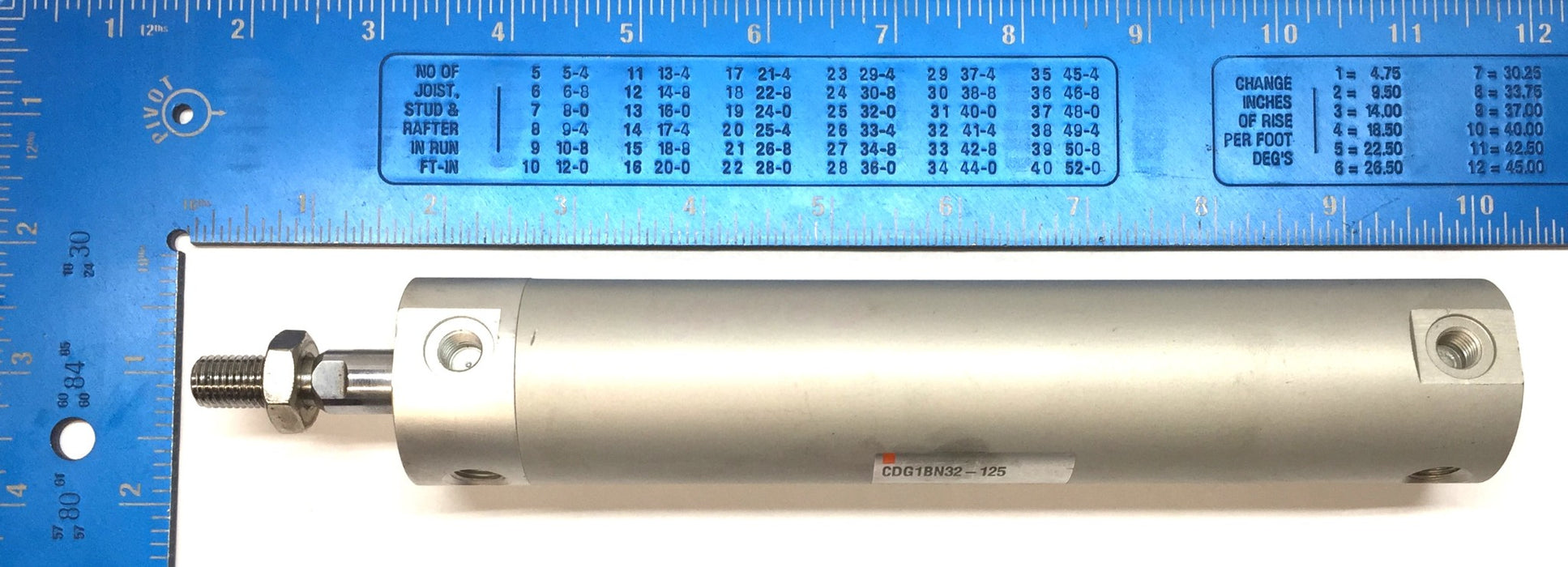 SMC Round Body Pneumatic Cylinder CDG1BN32-125 NOS