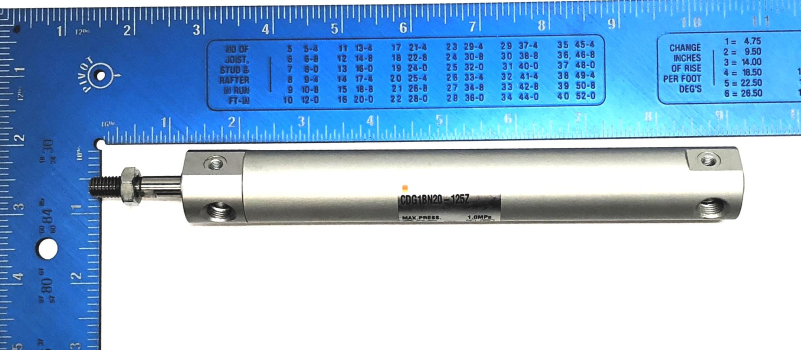 SMC Round Body Pneumatic Cylinder CDG1BN20-125Z NOS