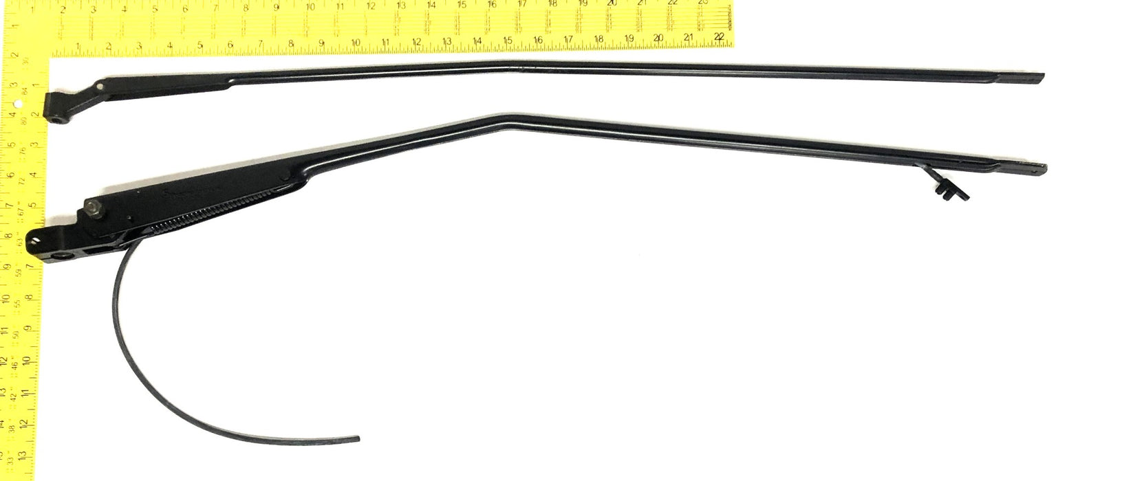 Sprague Devices Windshield Wiper Arm Assembly 3913167,4133071 NOS