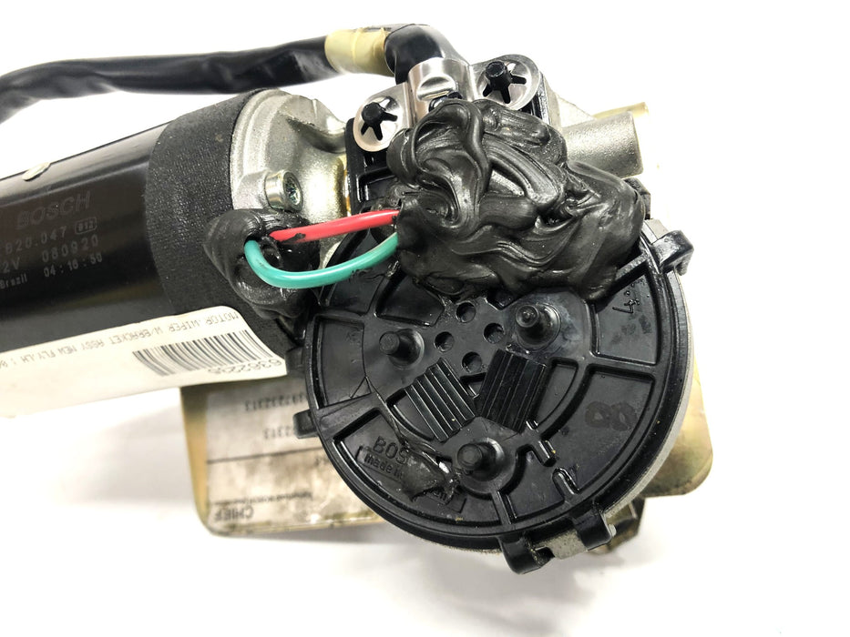 Bosch CEP 12V Wiper Motor With Bracket F-006-B20-047 NOS