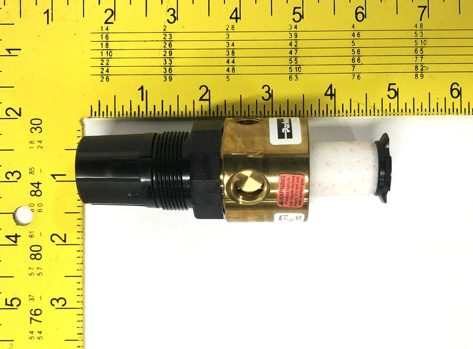 Parker 1/4 Inch Integral Filter/Regulator Missing Bowl B547-02AGCGX33 NOS