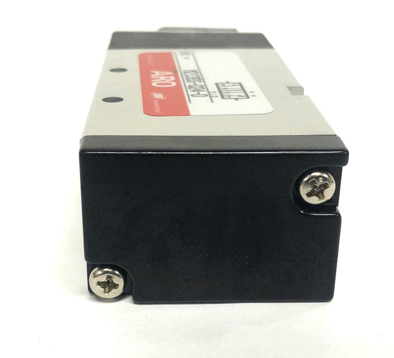 Ingersoll Rand Solenoid Valve M213SS-024-D NOS