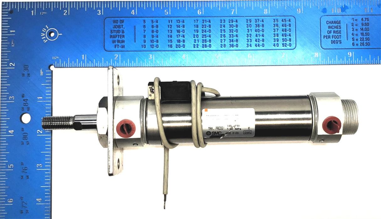 SMC Pneumatic Cylinder W/ (1) D-H7B Proximity Sensor CDM2F32-100A-H7B NOS