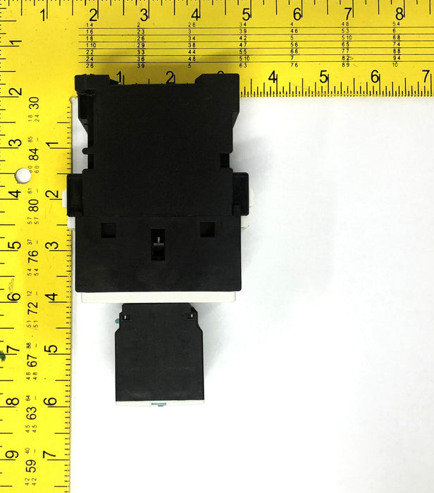 Siemens 24V AC-3 11kW 400V 2NC+2NO GB14048 4/5Hz Contactor 3RT1026-1BB44 NOS