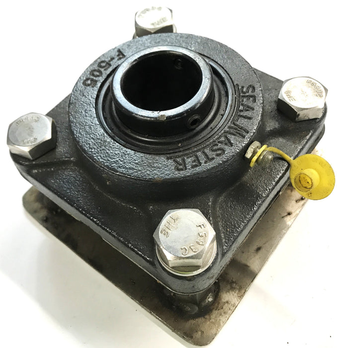 Seal Master Bolt Flange Bearing Unit SF-19C NOS