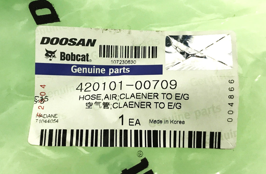 Doosan Cleaner to Engine Air Hose 420101-00709 NOS