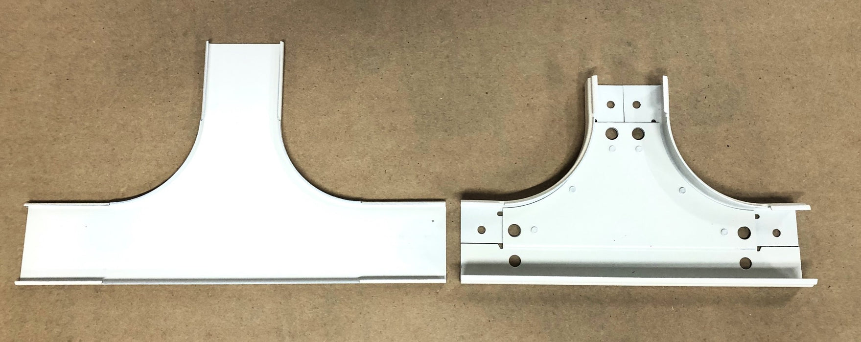 Legrand Wiremold 2400 Series Raceway Fiberready Divided Tee 2415DFO-FW NOS