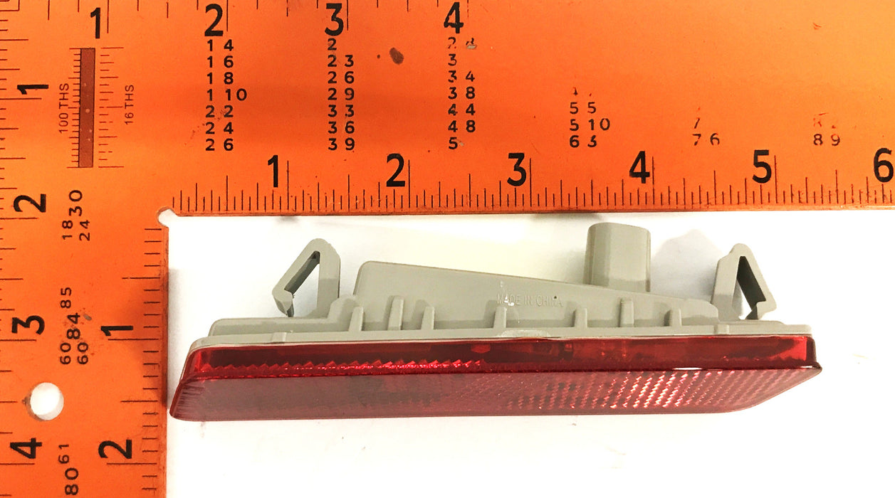 GM Side Marker Lamp Assembly 85109294 NOS