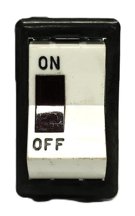 Cole Hersee 12-volt Illuminated Rocker Switch 57300-11 [Lot of 3] NOS