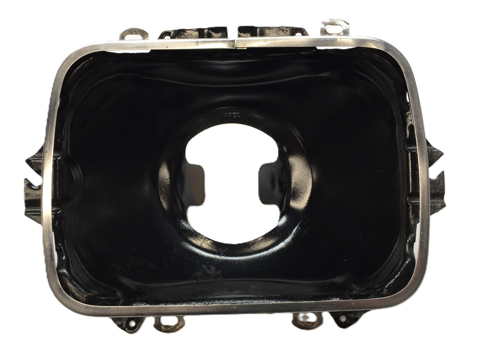 International Headlight Housing and Bezel Only 1686721C91 USED