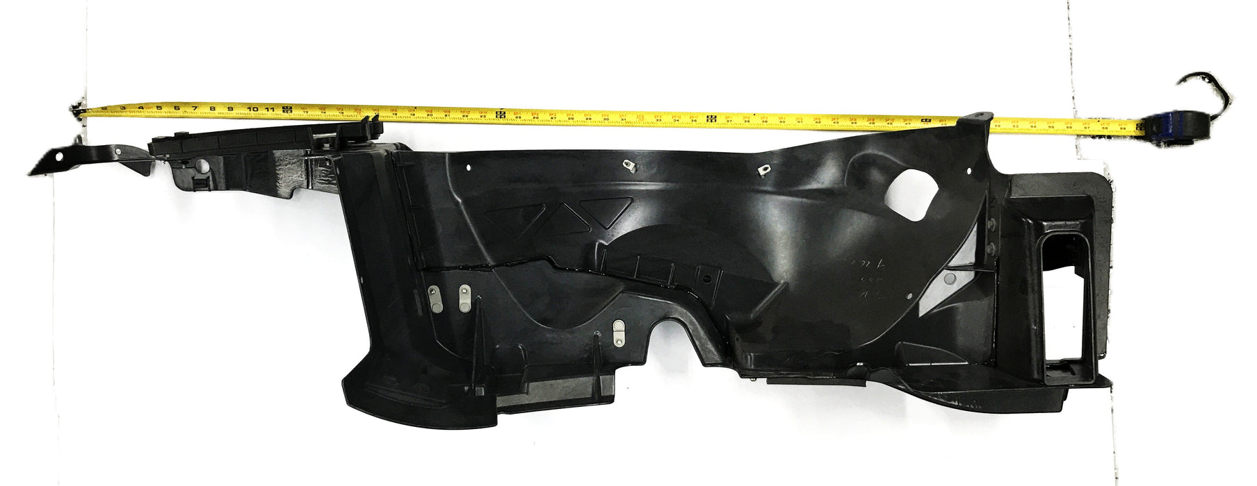 GM Side Wheel Housing 8449206 NOS