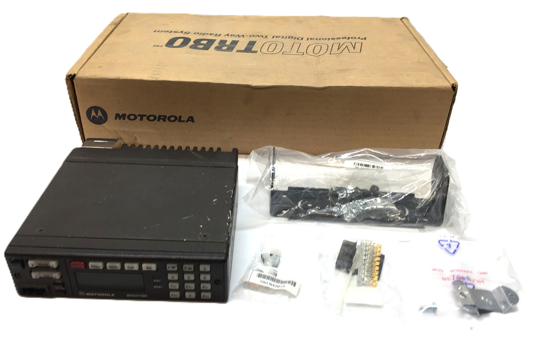Motorola Spectra Radio w/Mount and Hardware D35KGA5JG5AK USED