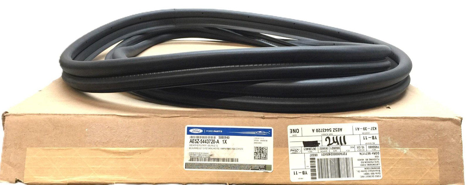 Ford Parts Trunk Lid-Weatherstrip Seal AE5Z-5443720-A (AE5Z5443720A) NOS
