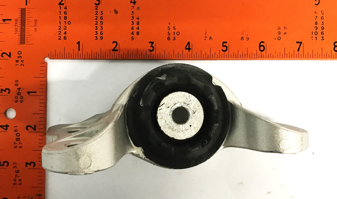 GM Rear Shock Absorber Mount 23393573 NOS
