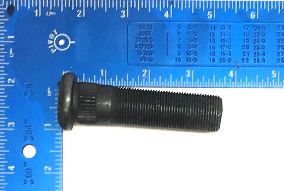 GM General Motors Wheel Stud 12389635 [Lot of 2] NOS