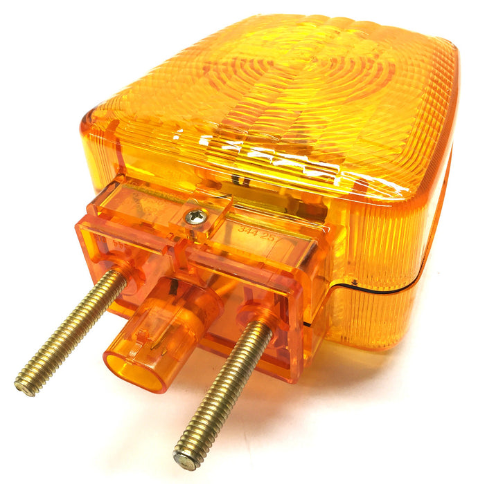 International Amber Rectangular Light 1661280C91 NOS