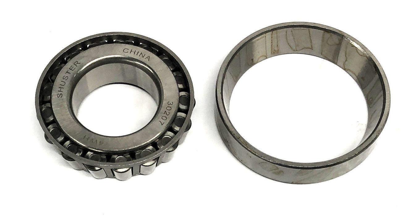 Shuster 4WH Tapered Roller Bearing For CAT 30207 (9044000200) NOS