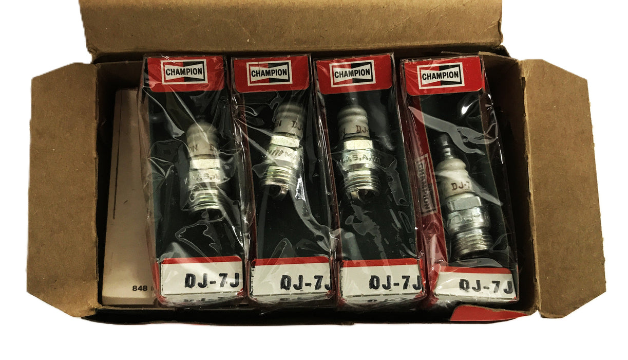 Champion Vintage Spark Plug DJ-7J [Lot of 9] NOS