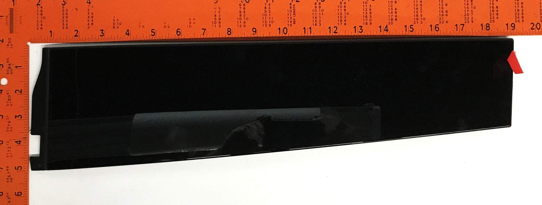 GM OEM Rear Drivers Side Door Window Frame 84263150 NOS