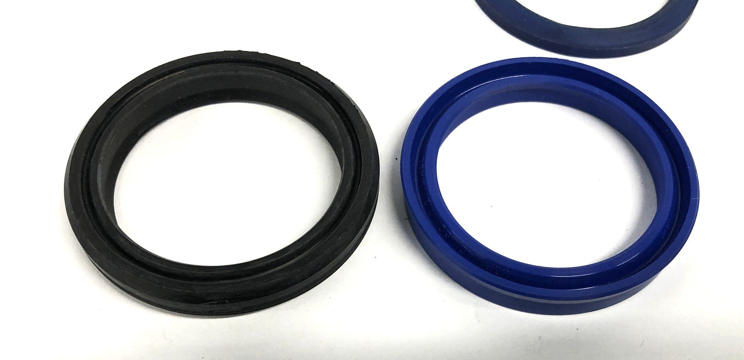 CAT Tilt Cylinder Seal Kit 9440430160 NOS